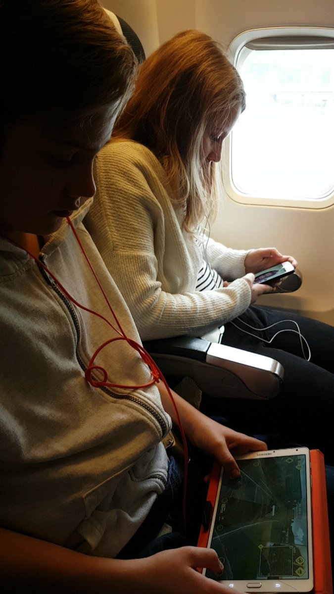 Ready for take off..travelling with kids nowadays- no problem 😂👍🛫 travelling Oslo to Bergen with <a href="/flysas/">flysas</a> #goodservice  #travel