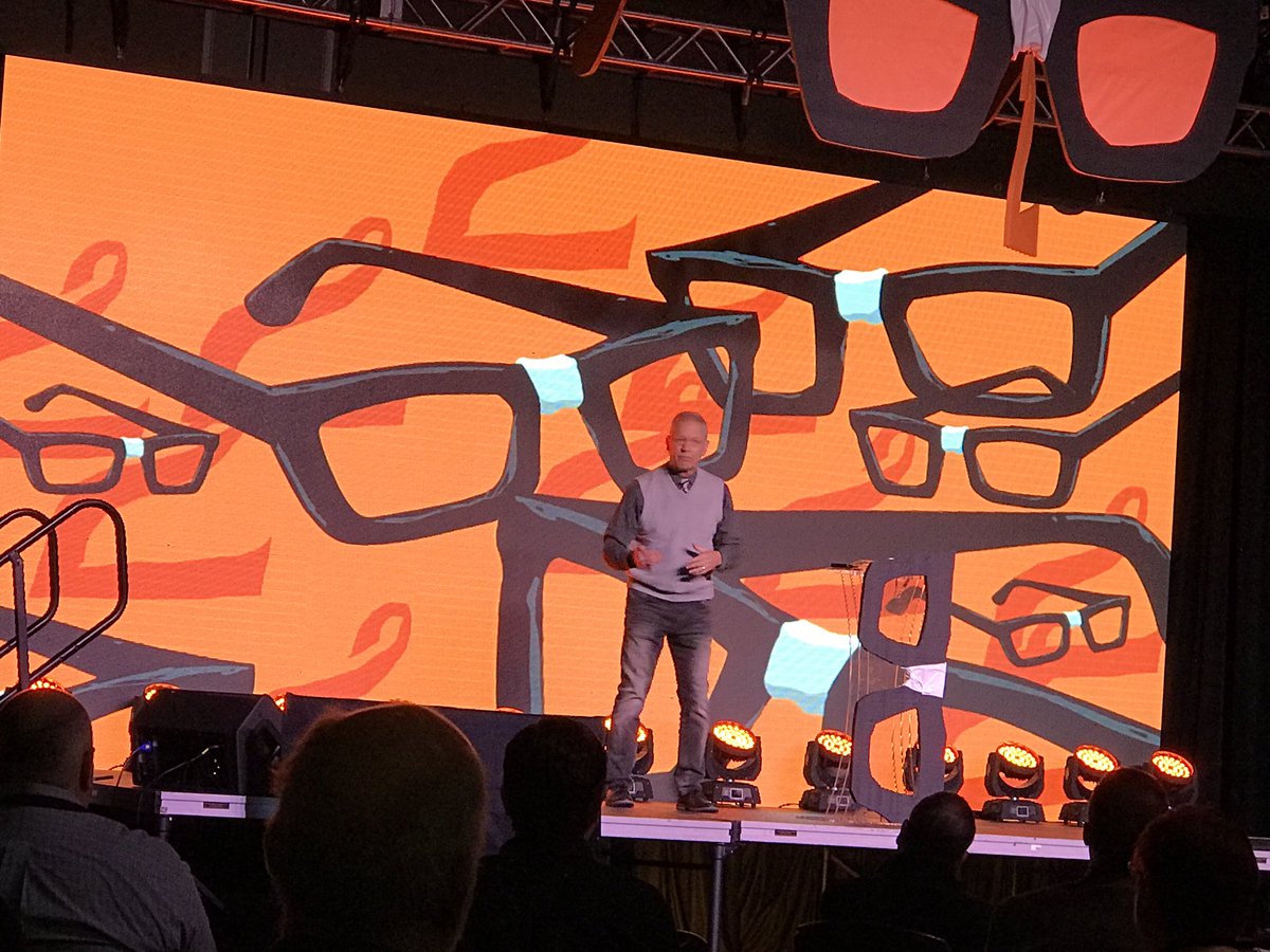 ddaugher's tweet photo. @agilesoftware #pillarcon2 opening keynote. https://t.co/Z7Kr5kNVHy