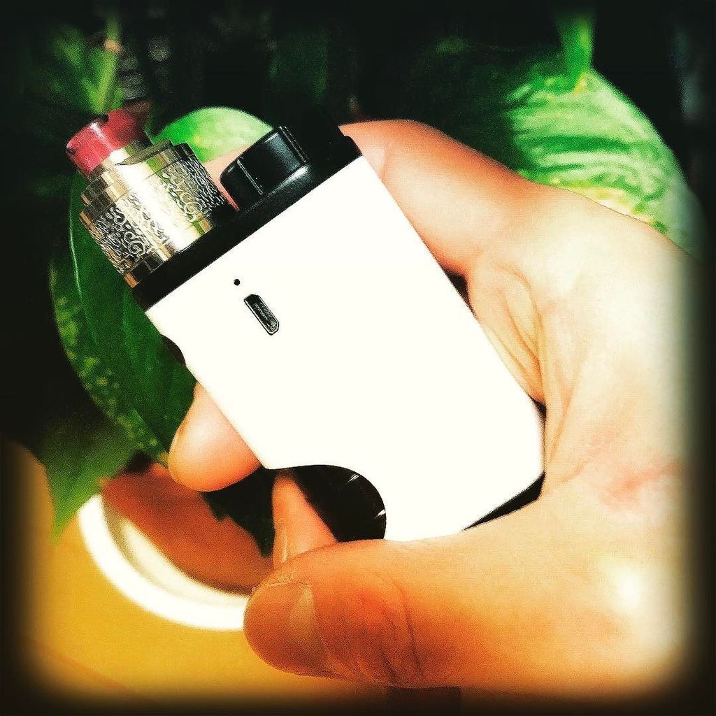vape_foggy's tweet photo. ハンドチェック!
#電子タバコ #vape #電タバ #vaping #vapelife #電子タバコ専門店 #ベイプ #ecig #hcigar #mazerda #eleaf… https://t.co/iZAEGUxoKR https://t.co/1K2LJDpbqv