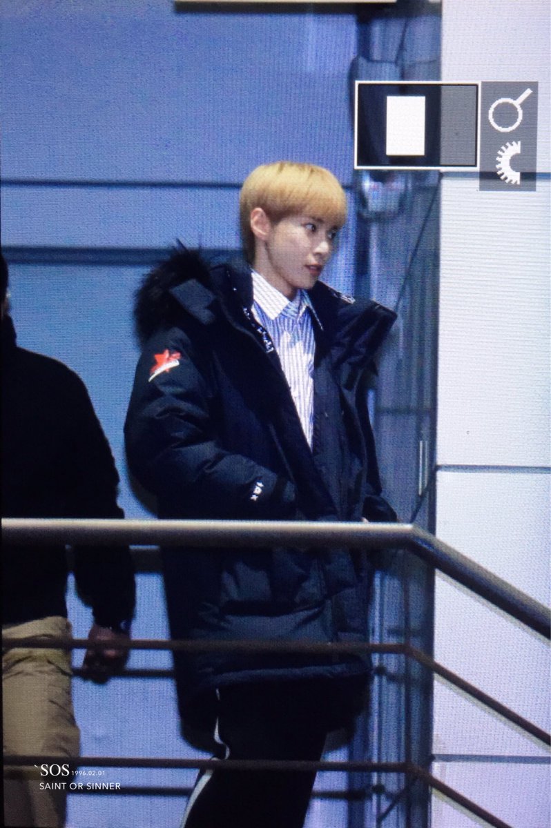 SOS960201's tweet photo. 170218 드림데이트 퇴근

#NCT127 #도영 #DOYOUNG https://t.co/HVd1NSkZTy