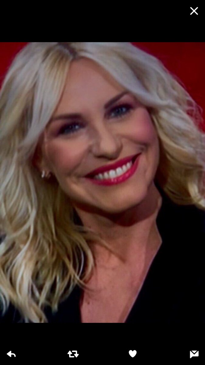 antoclerici's tweet photo. Grazie a tutti!di vero❤#standingovation #rai1 @AndreaFabiano e a tutti gli amici, collaboratori, fan, che, come me, non mollano mai https://t.co/GCZ9xl3SjN