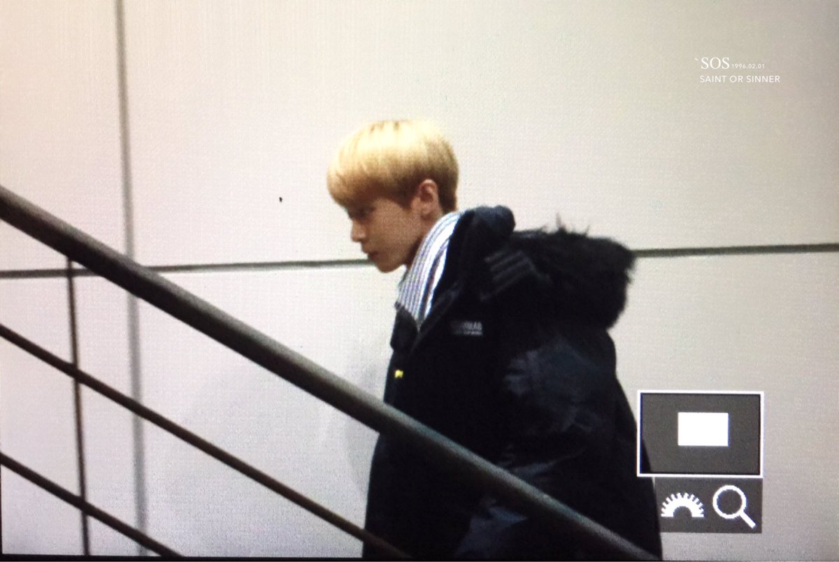 SOS960201's tweet photo. 170217 드림데이트 출근

MC화이팅

#NCT #도영 #NCT127 https://t.co/TpnVrtpcNm