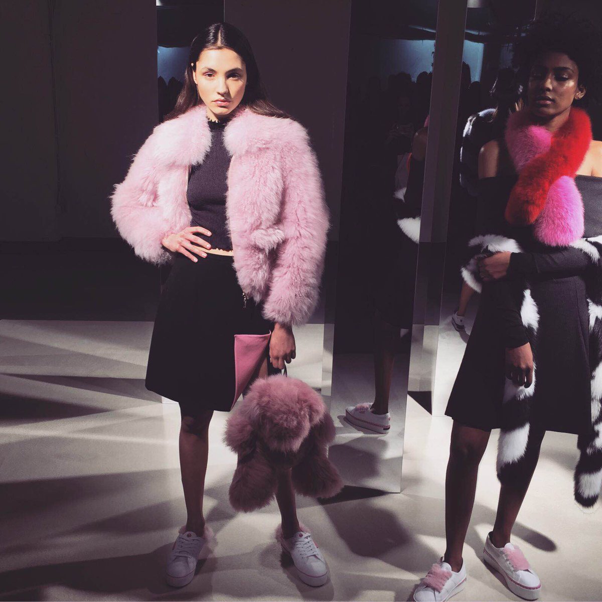 centremk's tweet photo. LFW has kicked off in style and our @EllieStidolph will be keeping you posted with all the new #fashion #trends straight from the shows! https://t.co/hl7KAHZjLy