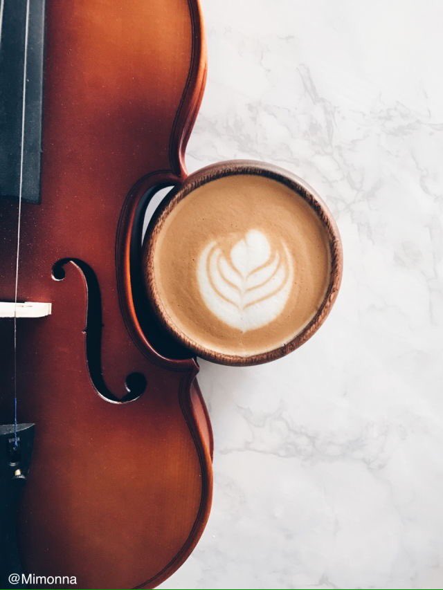SaloumaHourani's tweet photo. Coffee #feels #coffee #cello #cafe #vibes #lifeuploaded #carpeDiem โจ๐โ๏ธ๐ป https://t.co/wg54TetvaZ