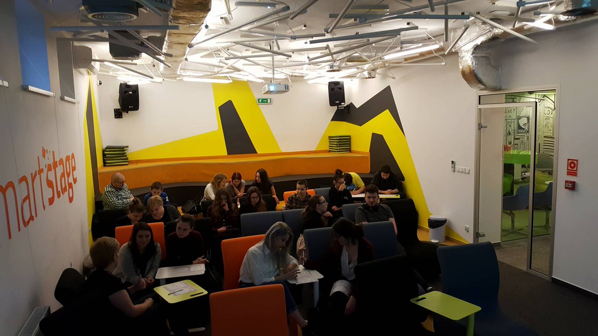 SWTorun's tweet image. My już działamy! #WarnUp #StartUp. Jesteście już z nami? Zapraszamy na Włocławską! :)