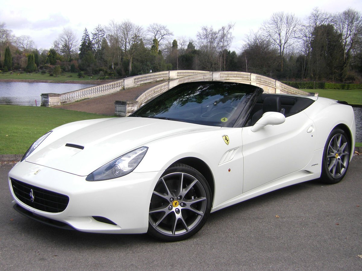 ADDICTIVEAUTOS's tweet photo. あなたは英国＆ヨーロッパで信頼性の高いクラシックカーエージェントをお探しですか？ 詳細はお問い合わせください #Bmw #Ferrari #Lamborghini  #UKAutoExportAgent #ClassicCars #Japan #CarCollectors https://t.co/uN6k037m4e