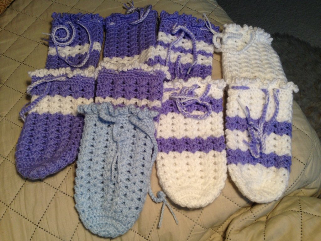craftypaulaa's tweet photo. Handmade Baby Bottle Covers 💕👶🏼🍼💕
#crochet #handmade #babyshower #babybottlecover https://t.co/nvUOAt707D