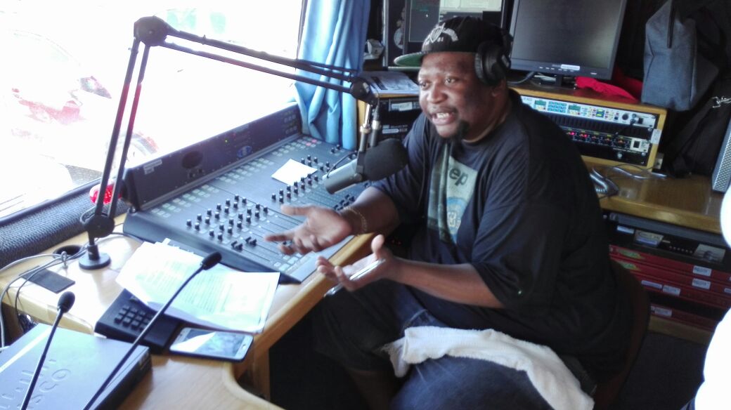 ICASA_org's tweet photo. Live on TruFM #Get2KnowICASA SiseMdantsane https://t.co/hP0BaxlmzS