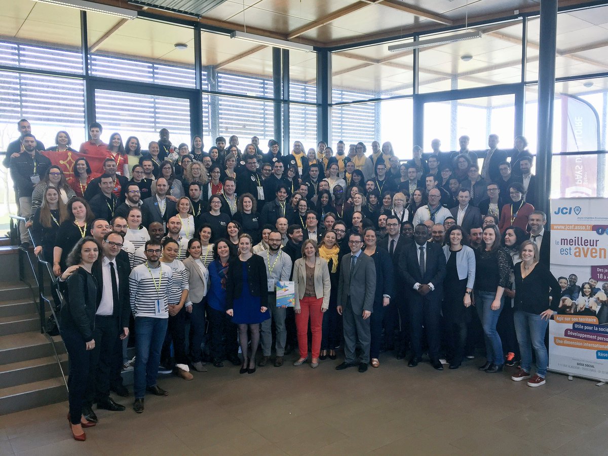 Ils sont jeunes, motivés et ont eu l'#audace d'être Président(e)s en 2017 à la <a href="/JCE_France/">jce_france</a> ! #AudaceJCEF #CDP2017 #PacteCitoyen