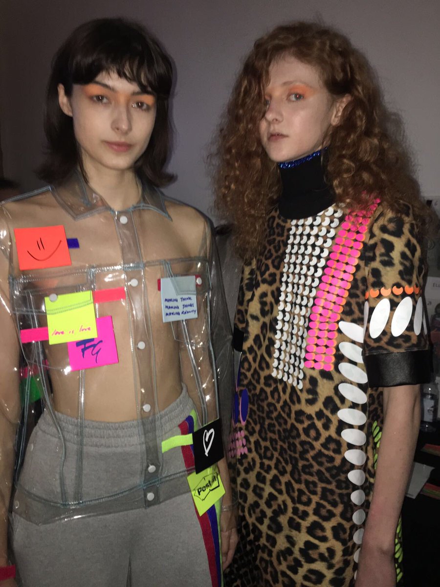 StyleSiobhan's tweet photo. #throwback to #LFW yesterday. Backstage @FYODOR_GOLAN &amp; @PaulCostelloeUK @LCSToday styling teams👏🏻👏🏻👏🏻 #FashionWeek #AW17 #fashion #lfw2017 https://t.co/W12BE0sv9W