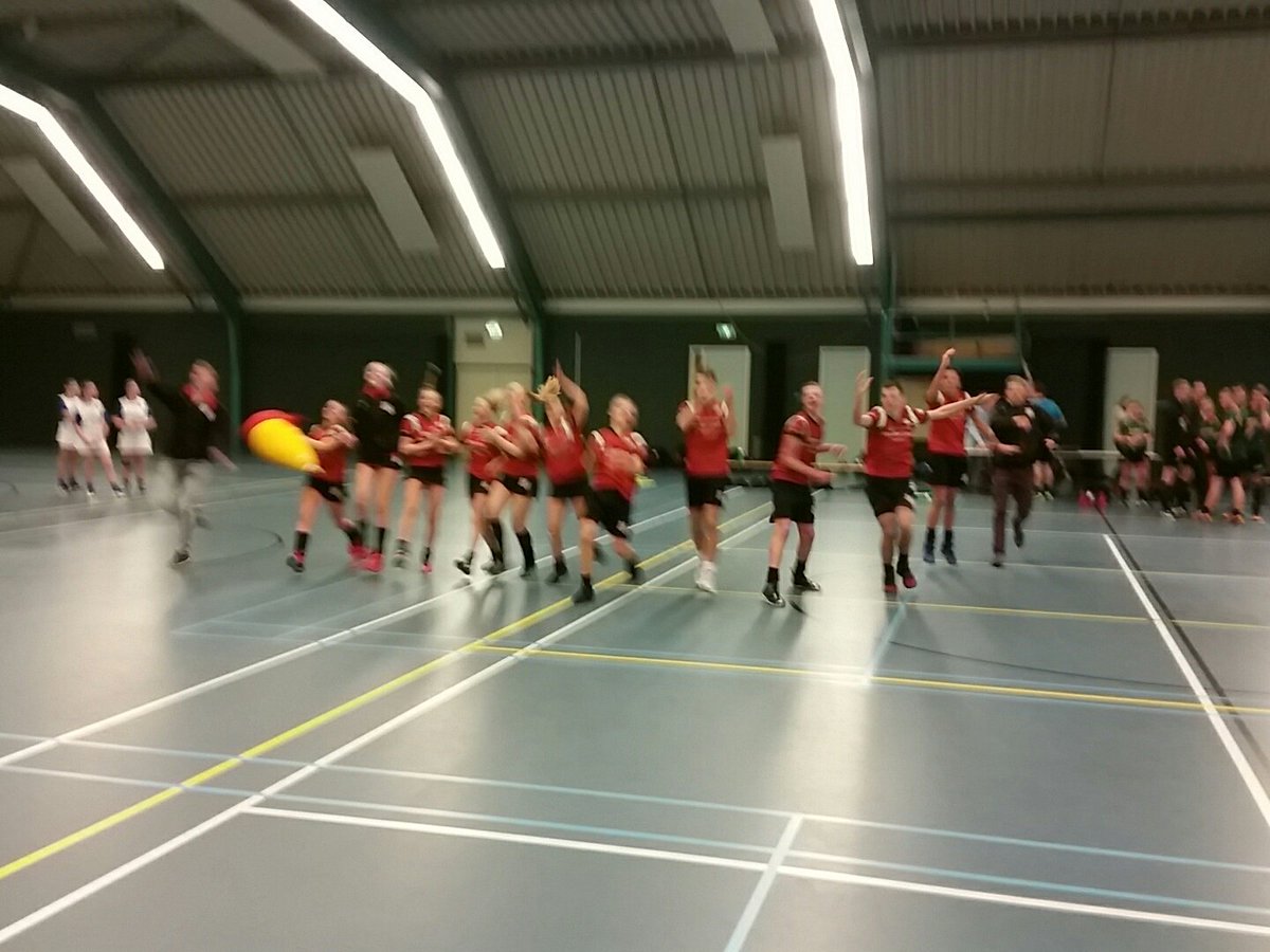 DOS'46 Scores (@dos46scores) on Twitter photo Eindstand <a href="/LDODK/">LDODK/Rinsma Modeplein</a> B1 - <a href="/DOS46/">DOS'46/VDK Groep</a> B1 is 14-29. KAMPIOEN!!!! Op naar 11 maart. Eindstand <a href="/LDODK/">LDODK/Rinsma Modeplein</a> B1 - <a href="/DOS46/">DOS'46/VDK Groep</a> B1 is 14-29. KAMPIOEN!!!! Op naar 11 maart.