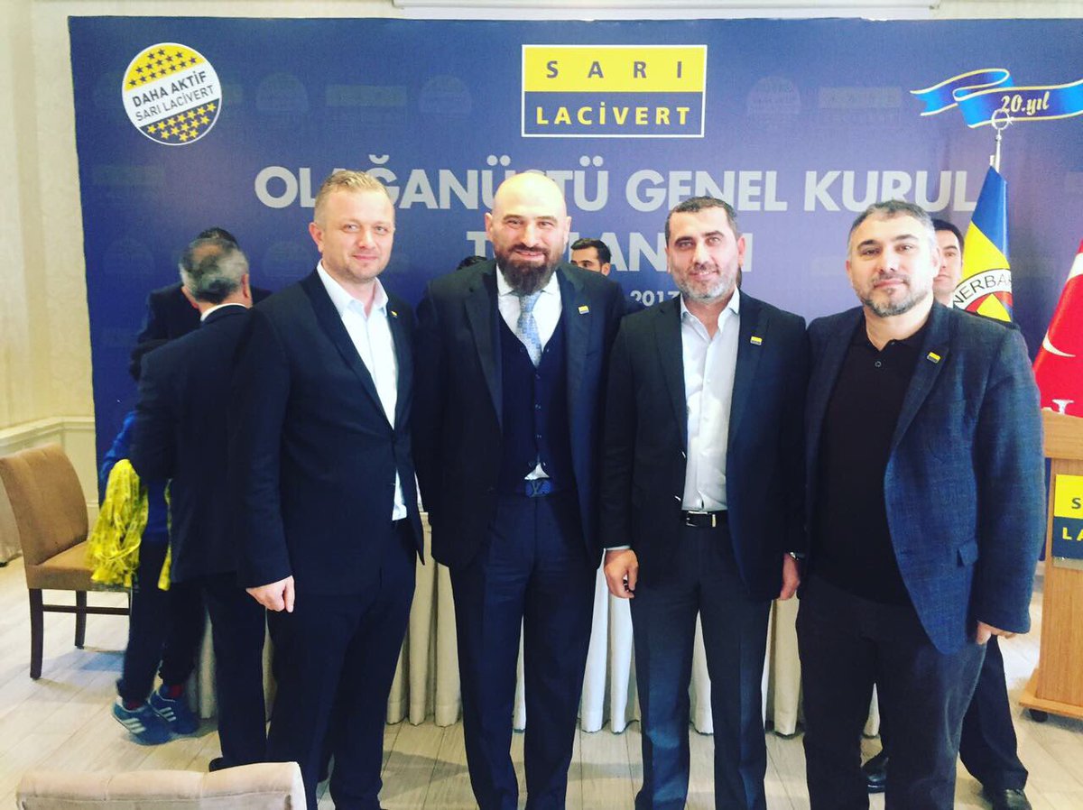 eminkaya74's tweet photo. Sarı Lacivert Derneğimizin kongresini yaptık. Başkanımız @AcarSertacK nezdinde yeni dönemde görev alan tüm üyelerimize başarılar dilerim. https://t.co/Gt8D8txMHY