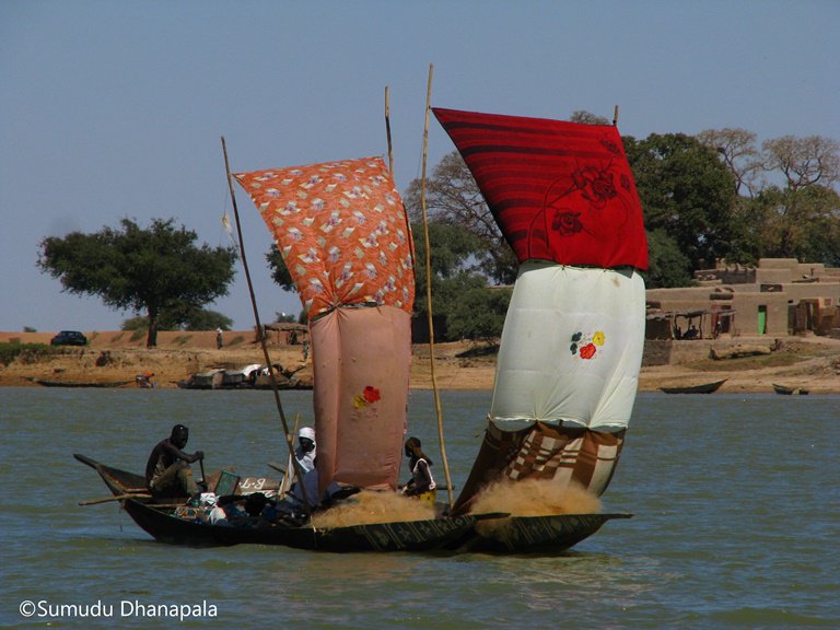 Fasokan's tweet photo. De #Mopti à #Tombouctou, un ami du projet "quand le village se réveille" nous fait découvrir son trajet en #images au #Mali @CultureMali https://t.co/s6dZNyQLFv