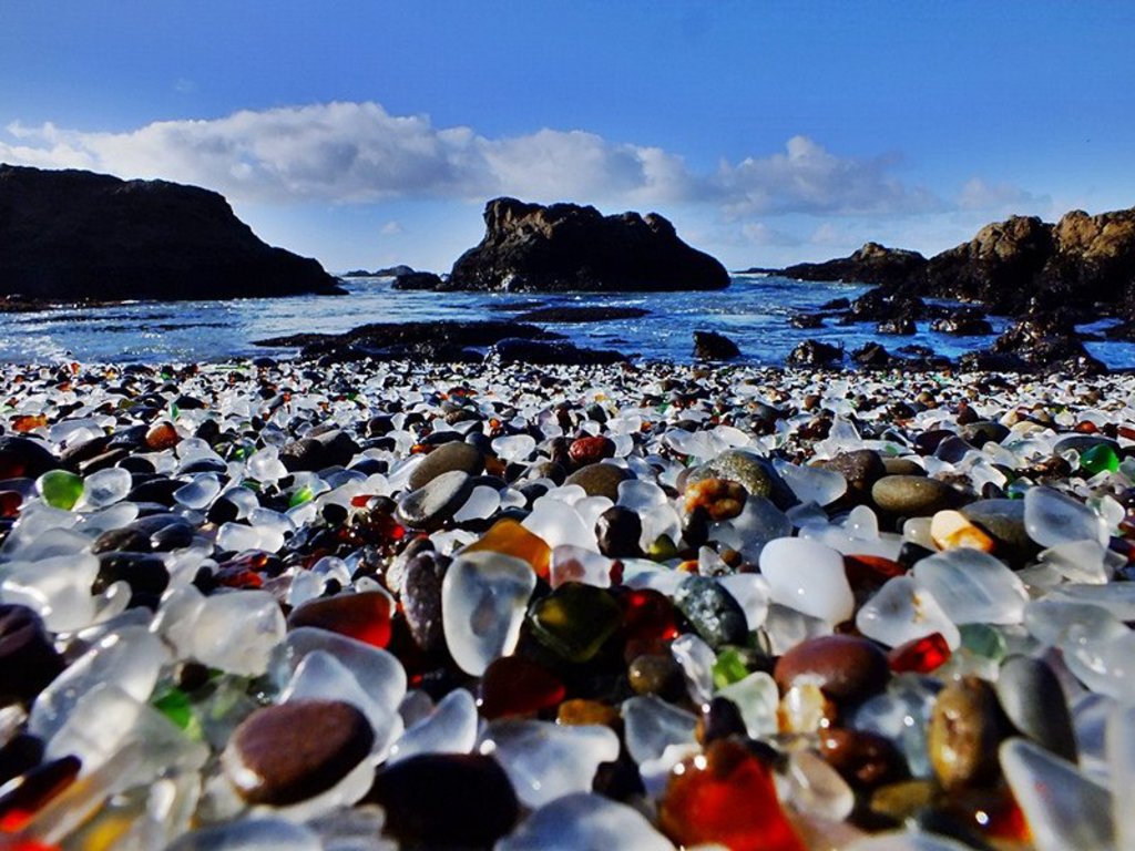 Geology Tweets Glass Beach Fort Bragg California Usa Glass Beach Is The Perfect Example Of Nature Turning Trash To Treasure