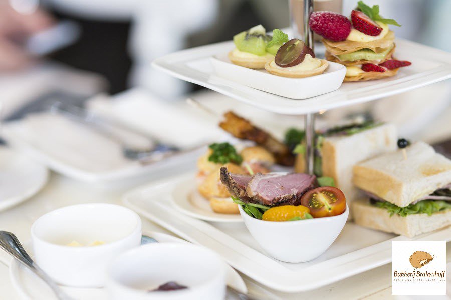 EBBrakenhoff's tweet photo. Ook voor een #HighTea ga je naar #Bakkerij #Brakenhoff. Klik hier: https://t.co/piHj4kzX5S https://t.co/LpWc87WQbG