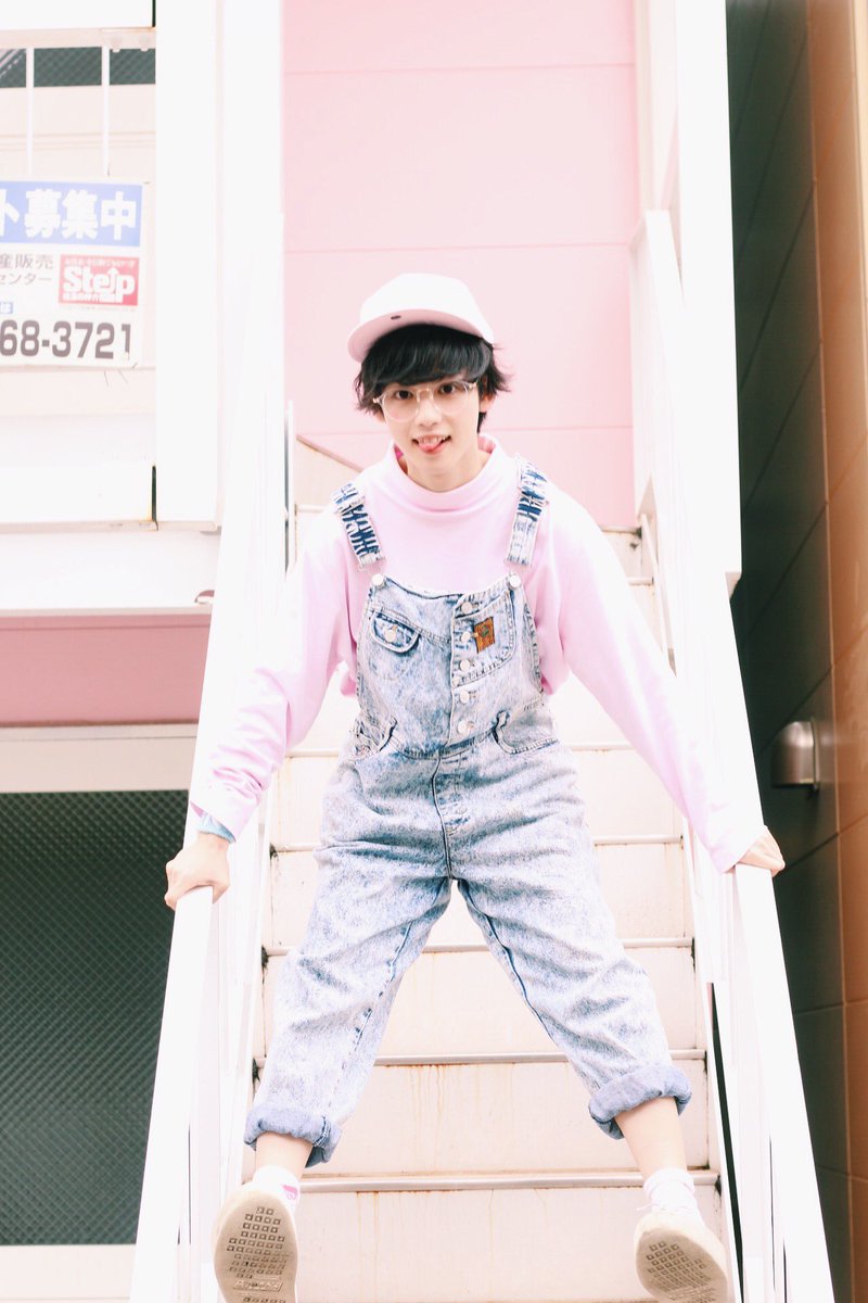 aaaaao_e's tweet photo. 🐰拡散希望🐰

感謝を込めて、
【 僕のアカウントをフォロー、このツイートをRT 】
その方に似合う私物をプレゼントさせて頂きます！

当選者の方と相談して物は決めさせて頂きます。これを機にお洋服に興味持ってもらえる方が増えますように。
たくさんのご応募お待ちしてます☺☺🙏🏻 https://t.co/EzhX4gzLl1