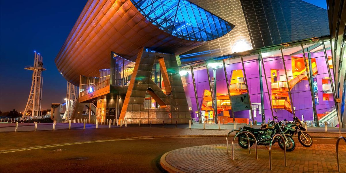 thinkgladfish's tweet image. More #infrastructure - More #housing - More #Investment - More #Manchester - learn about #investment here - hubs.ly/H05_x-B0