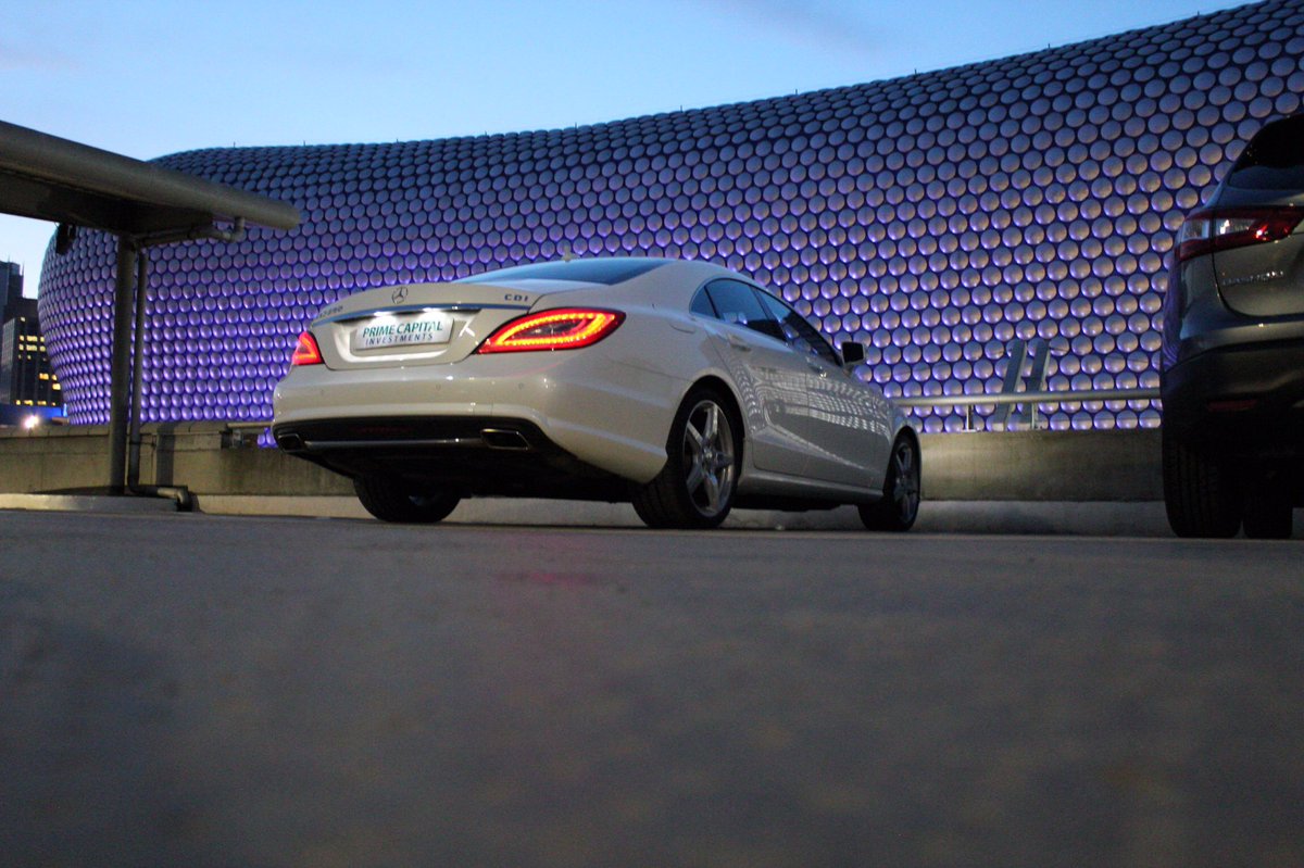 Usually I get bored of my cars within a week but I actually love this one, I'm defiantly keeping it. Never thought I'd own cars like these😅