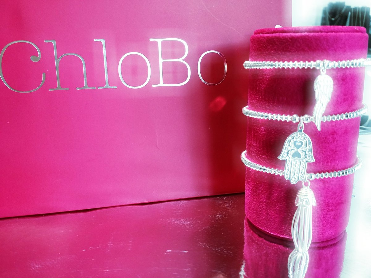 CrlchristopherC's tweet photo. #Chlobojewellery #Hamsa #hand
#carlchristopher #congleton #Cheshire 
More stock has arrived instore, simply stunning silver bracelets https://t.co/BZcAFKyF4Q