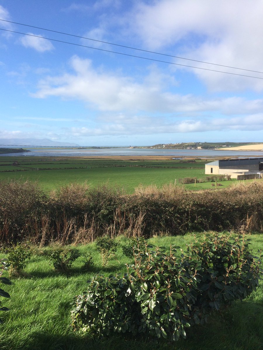 PIOs85's tweet photo. Beautiful setting here in Churchill for balilinacurra vs valentia #comortas2017 https://t.co/KuYIdDAc95
