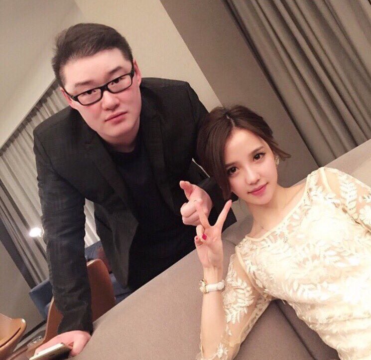 u_ybt's tweet photo. 友達とパーティー行ってくるよ🎶💕 https://t.co/tZqxnUbNUL