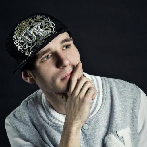 982thebeat's tweet photo. #LiveOn982thebeat Dont They Know by @cpx_music Complex https://t.co/js5ZfvYa1d https://t.co/VowTiEKILo