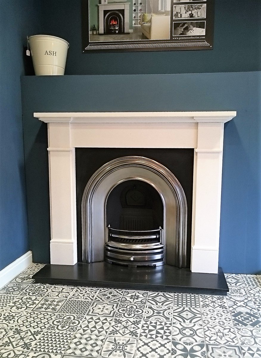 PeriodHomeStyle's tweet photo. One of our new showroom displays in our #Stockport Showroom. Lots of changes happening for 2017! #Fireplace #homedecor #interiordesign https://t.co/dpLu9V3Tno