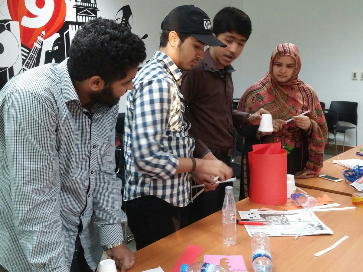diygeeks_org's tweet photo. Geeks Hangout Season 2 #HappeningNow.
Theme of the week: Recycling
Converting trash into creativity.
#DIYGeeks #MakerFest #MakerFestLahore https://t.co/4DVh49M2ja