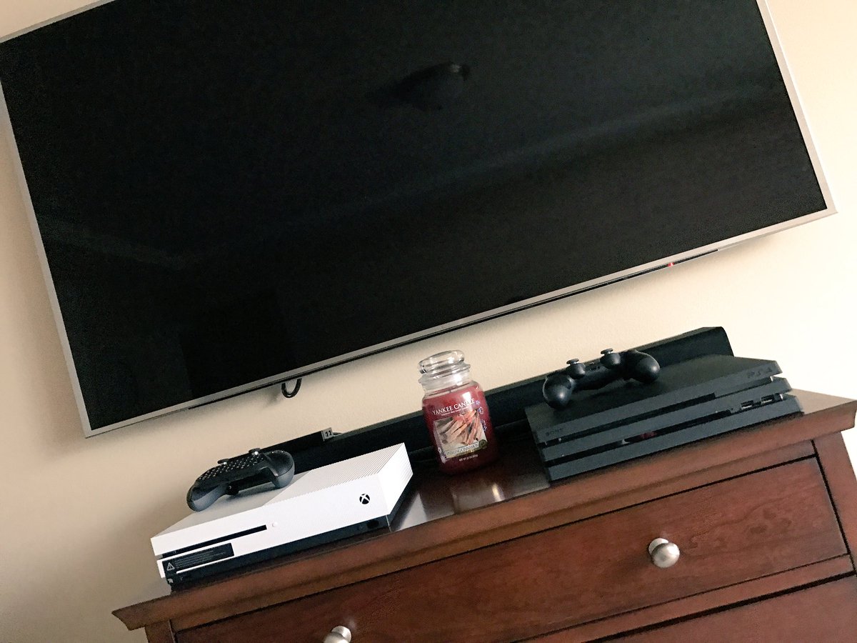 robeytech's tweet image. Look they are all on my consoles ☺ #TeamSticker