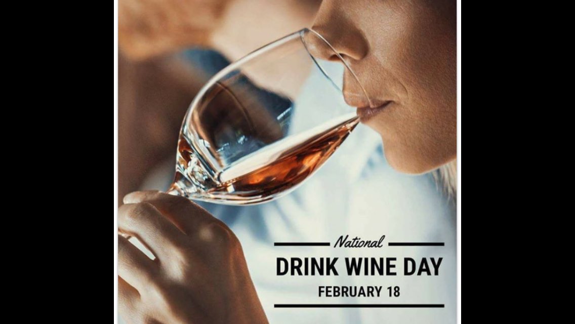 _MusicWardrobe's tweet photo. Now tell me who doesn't love this?! #NationalDrinkWineDay #saturday #wine #weallneedaglass https://t.co/pC8NRKTzDS