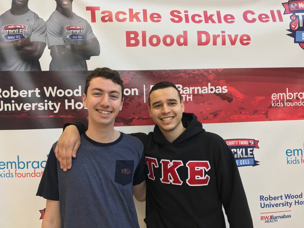 Brothers of @TKERutgers &amp; <a href="/RU_Pike/">Pi Kappa Alpha RU</a> combining for a good cause to donate blood with the <a href="/McCourtyTwins/">Devin&Jason McCourty</a>!