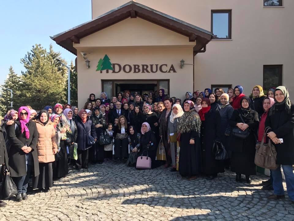 Kadınlarımızın gücüne inanıyoruz.