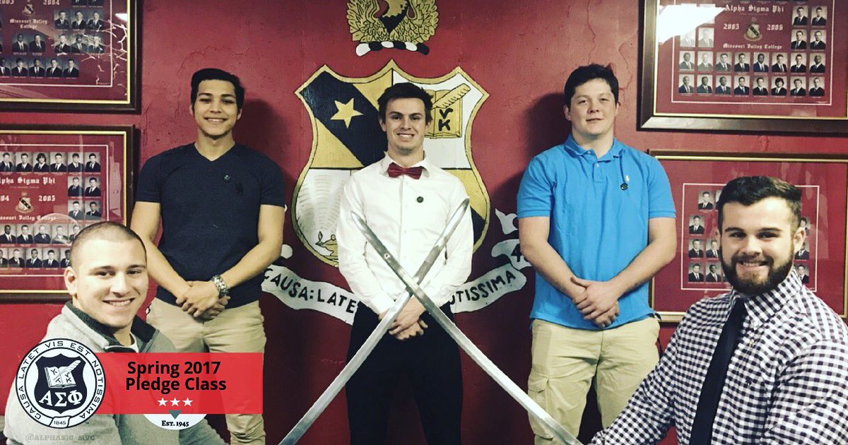 alphasig_mvc's tweet image. Congrats to the newest pledge class of Alpha Omicron!
#spring2017 #pledgeclass #brotherhood #tbtm #tbtwtbm #CLVEN #AlphaSig #valleywillroll
