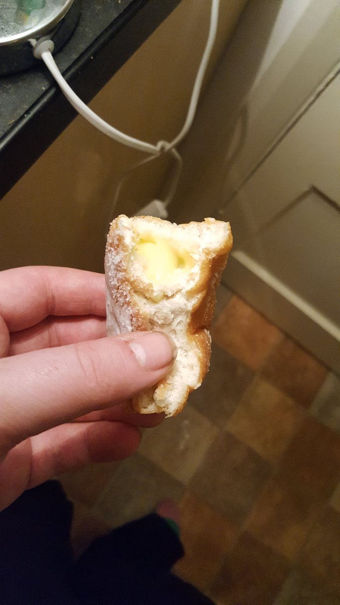 SamChampness's tweet image. nothing worse thn getting custard donuts when u thought they were jam, what's going on @Morrisons? #wholikescustard?