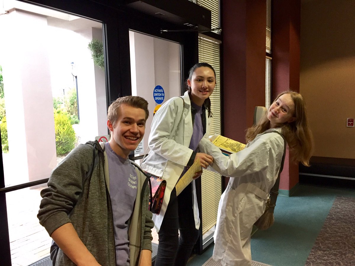 marthavmilam's tweet photo. @ECHSciOly Tournament Day. Good times doing #Science #Engineering #STEM @ALLEN_ECHS @OrlaMThomas @MrsMohabir @ECHSSTEMAcademy @RyanTheDooley https://t.co/lF2f5kM4hA