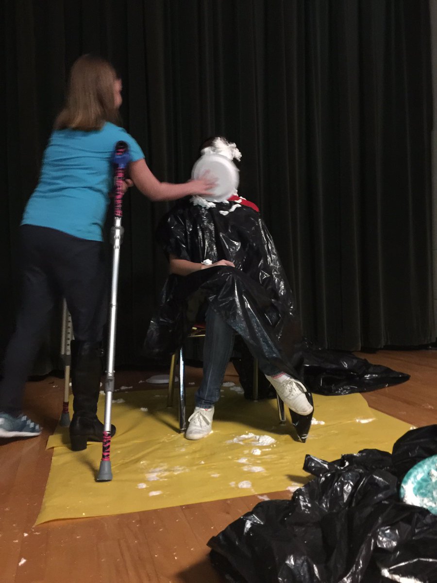 MacedoniaMiddle's tweet photo. Mrs. Thompson gets pied!!!#foxesunited https://t.co/7w81WMF2p2