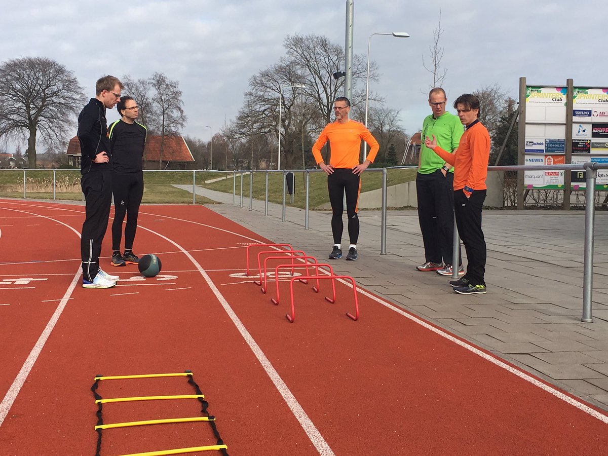 NTBopleidingen's tweet photo. Observeren en analyseren, essentieel voor een trainer! #TTN3 https://t.co/DC57jr4IHP