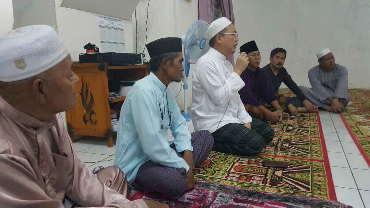 JiwaBaktiOFCL's tweet photo. Pemuda PBB tawan Telok Melano https://t.co/EJlwOMN5v9