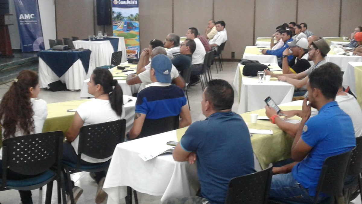 AcordNorte's tweet photo. Con aproximadamente 70 personas finaliza hoy el Seminario Derecho Deportivo como ultimo tema transferencia y derechos deportivos del jugador https://t.co/VV3bC0ucQ0
