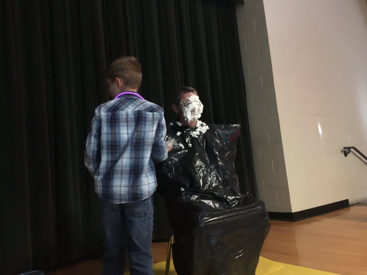 MacedoniaMiddle's tweet photo. Every kid's dream... https://t.co/ag2OtjlSJY