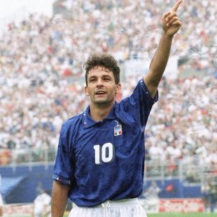 Happy Birthday  Roberto Baggio!        