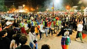 Mañana domingo, los #Carnavales Barriales de <a href="/CulturaMuni/">Cultura MuniCba</a> siguen en Villa El Libertador Comenzarán a las 17 en la plaza 12 de Octubre.