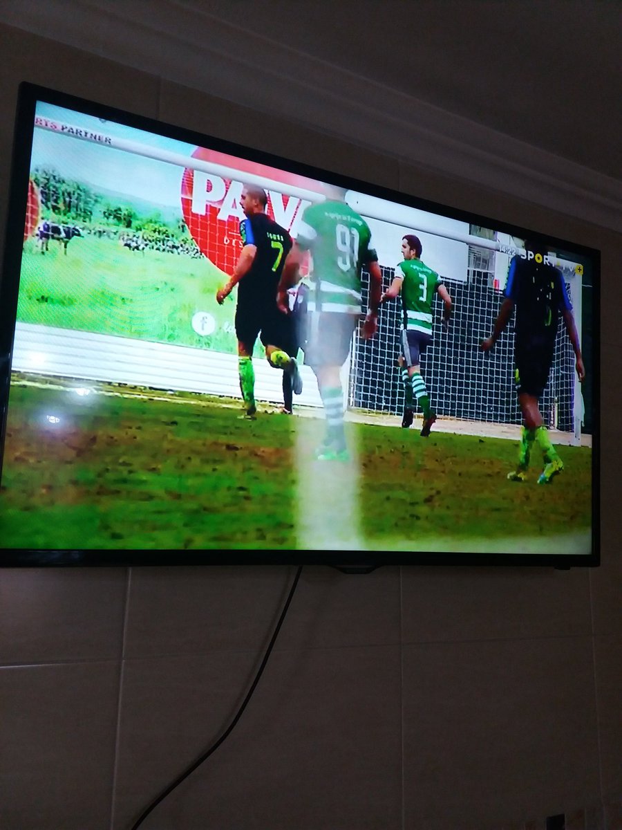 francisco_trick's tweet photo. Sousa a representar #GDOF #sport TV  #máquina #melhorqueoronaldo https://t.co/LEctDzDUji