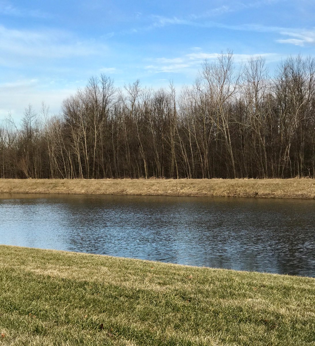 2melanielynn's tweet photo. Beautiful morning for an outdoor run! #halfmarathontraining #indymini https://t.co/2T87lYAZHc