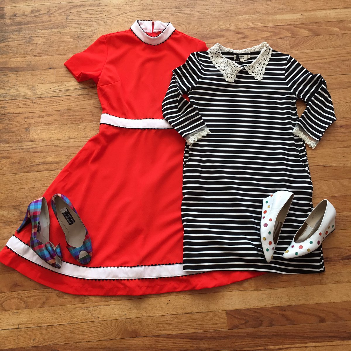 DonnasDressShop's tweet photo. Lots of new and vintage arrivals in the shop! It's a gorgeous Saturday and we are open 11-7! https://t.co/FSLKqRXzHz