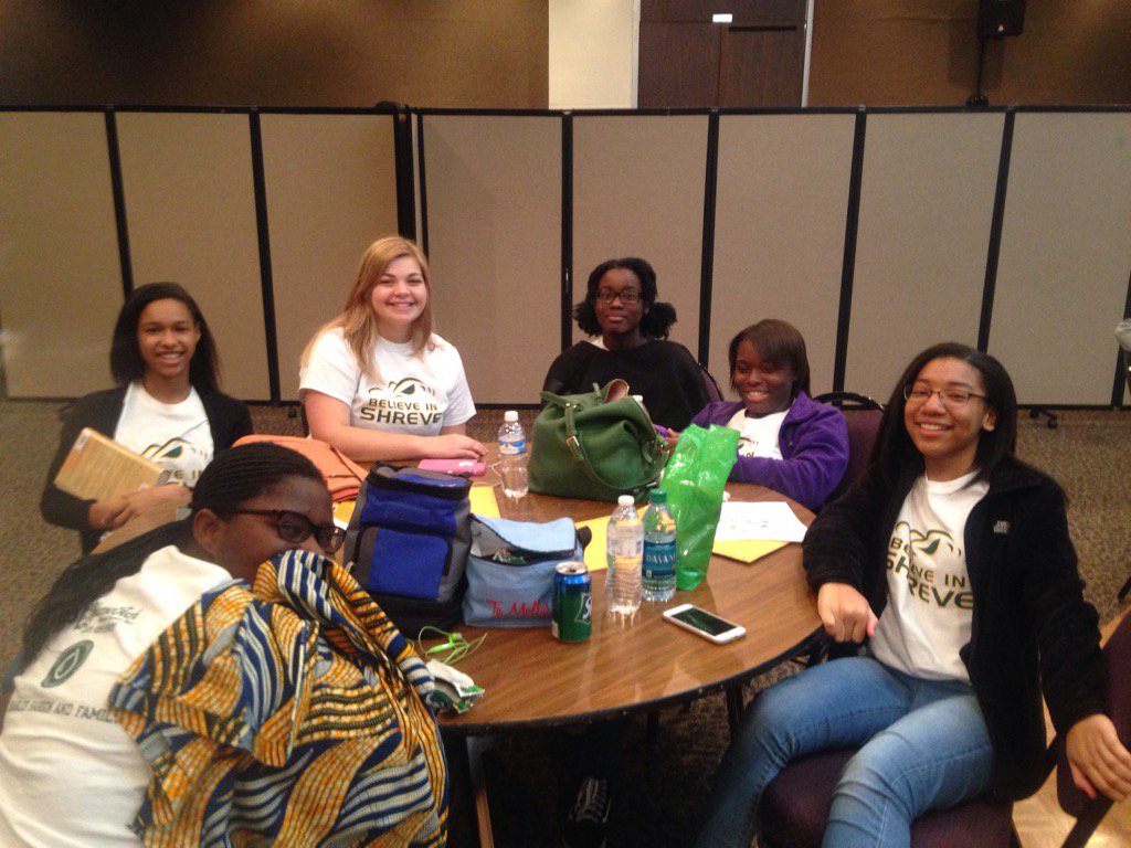 barbedou's tweet photo. @CSHSGators getting ready - Literary Rally #smartgators https://t.co/u40nuBHh8X