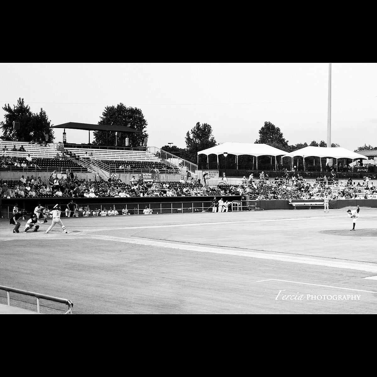 eyoofermin's tweet photo. And the pitch....
#ferciaphotography #fercia  #blackandwhitephotography  #candid #sanantoniomissions #amoment #baseball #atthegame https://t.co/a3mvnoNZ4P