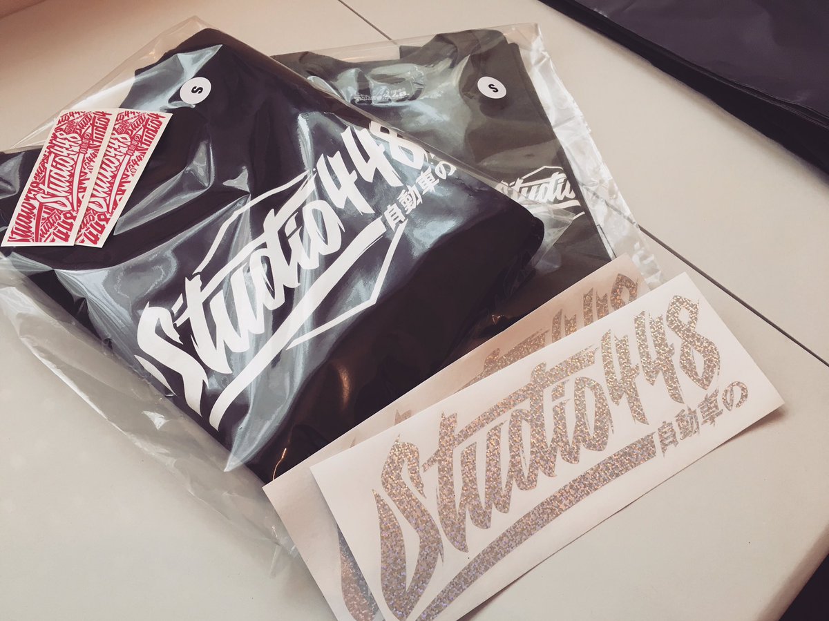 _Studio448's tweet image. Spending Saturday afternoon in the studio packing some orders! 🖥💎 Diamond crewneck, Khaki tee &amp;amp; some 280mm decals ready to go 🔥👍🏼 #studio448