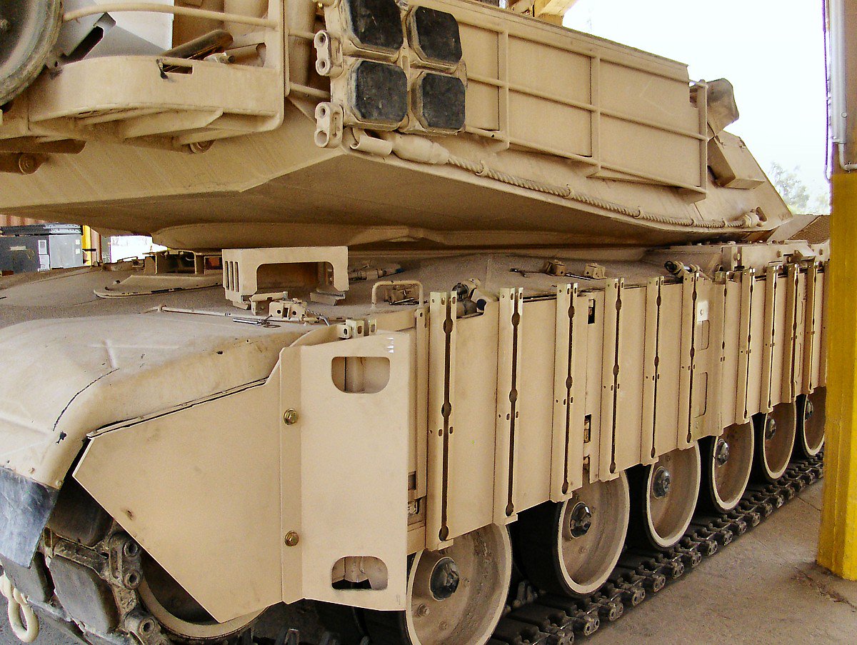 M1エイブラムス戦車の装甲