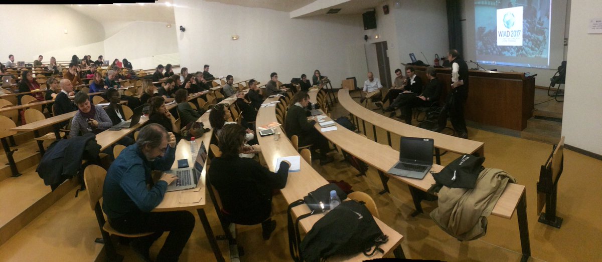 wiadlyon's tweet photo. C'est le moment de choisir votre défi qui sera prototypé @MasterAI_Lyon #sonDansLaVille #SmartCity #Wiad17 #WIADLyon https://t.co/jz2AUsrQaE https://t.co/m16xXSftHN